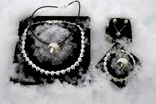 Frostkristaller collié, armband, berlock, örknopp